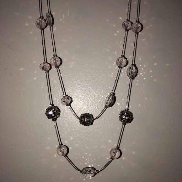 Very Pale Pink & Silver Necklace Set - Picture 4 of 11